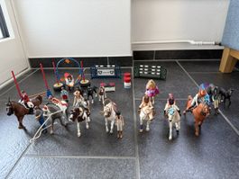 Schleichpferde mit Stall