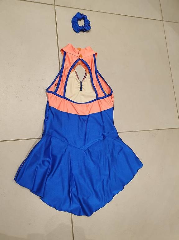 Vestiti: Eislaufkleid Gr. M – Usato da Pfaffhausen venduto da Mnb84 2