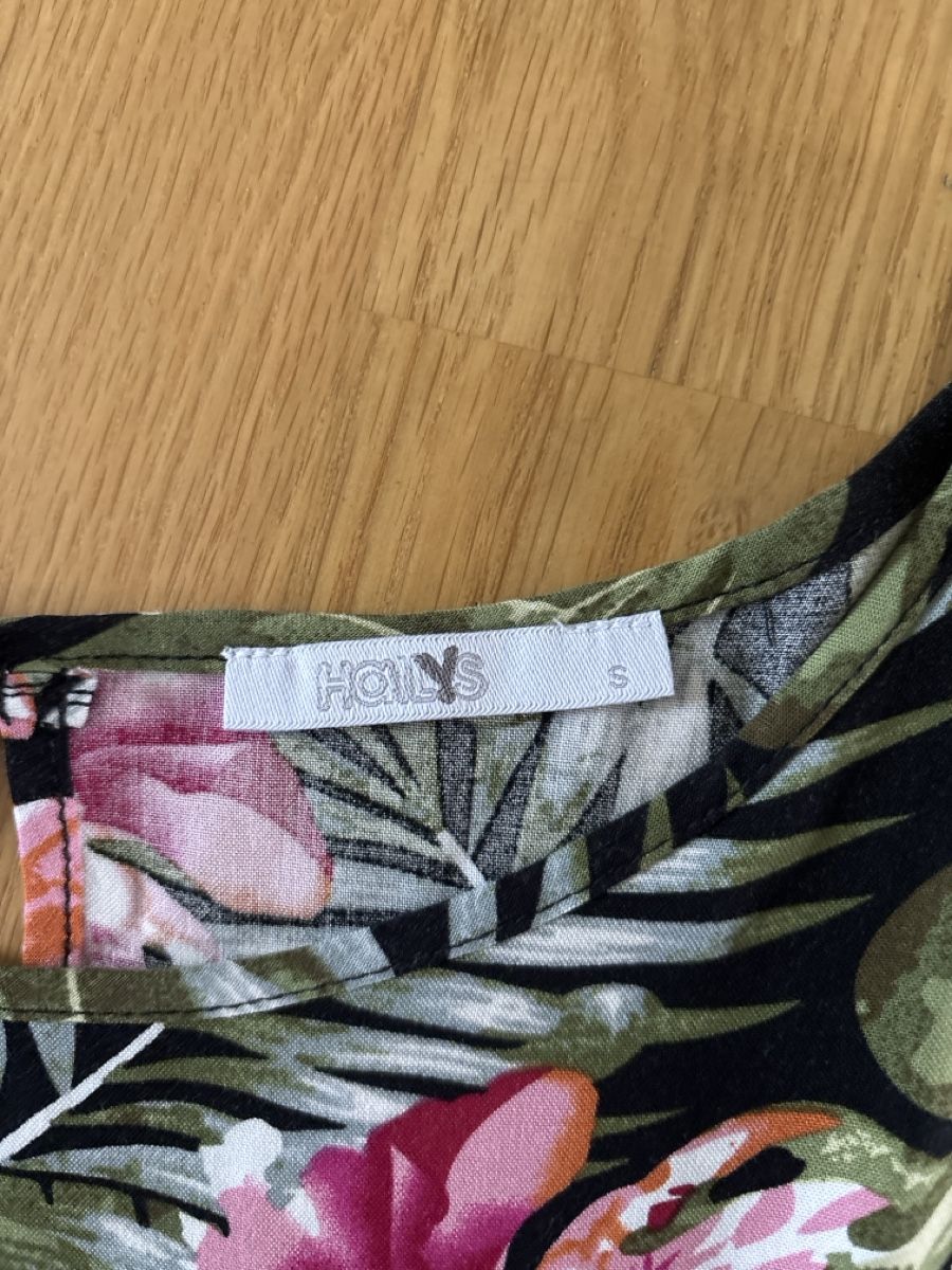 Camicette: Bluse Grösse S Blumenprint  – Usato da Rünenberg venduto da ZwergLi100 1