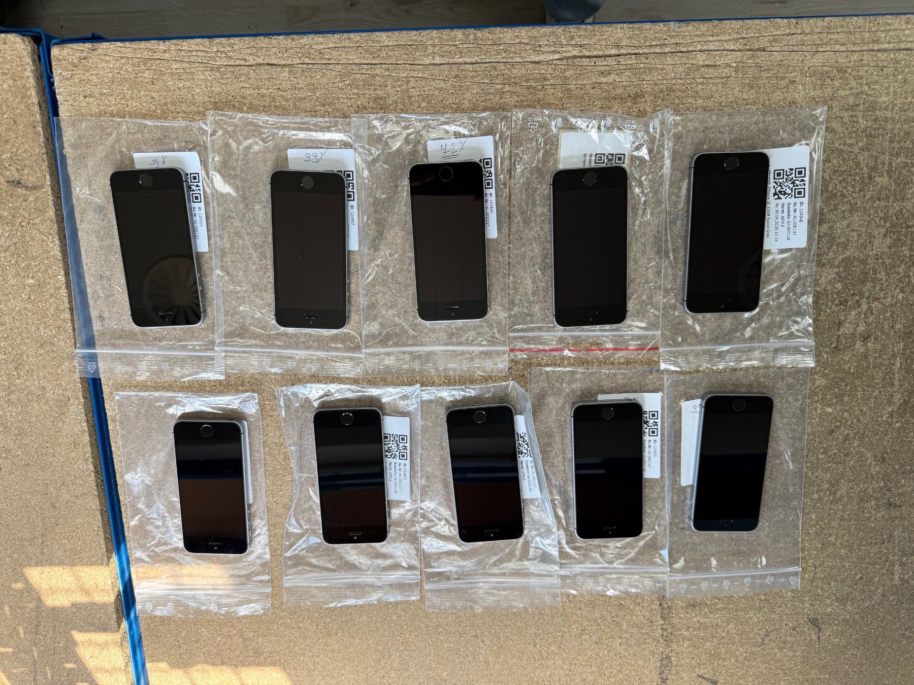 Apple Handys / Smartphones: 1276x iPhone SE / 5 / 5c / 6 / 6s – Gebraucht aus Ried (Muotathal) von tz2_zfk6 4