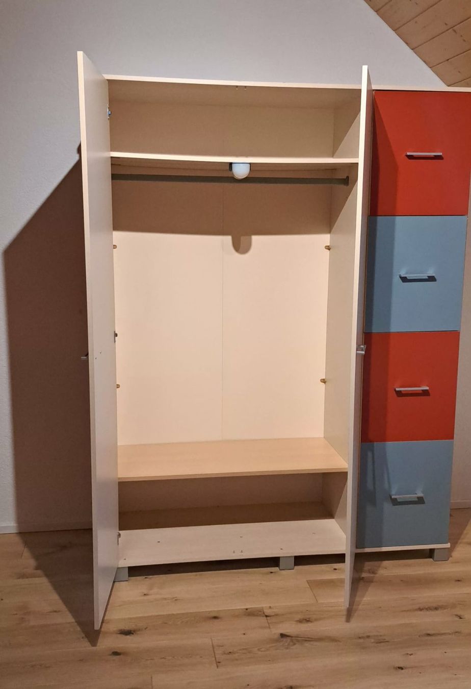 Armoires: Chambre enfant – D'occasion à Tramelan par Jos09 1
