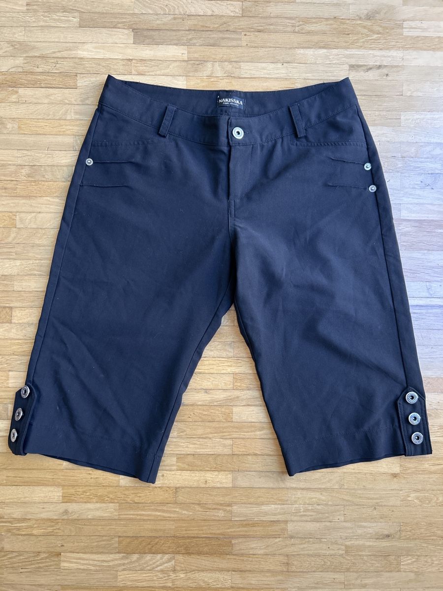 Pantaloni: Schwarze Bermudas – Usato da Winterthur venduto da turmalina15