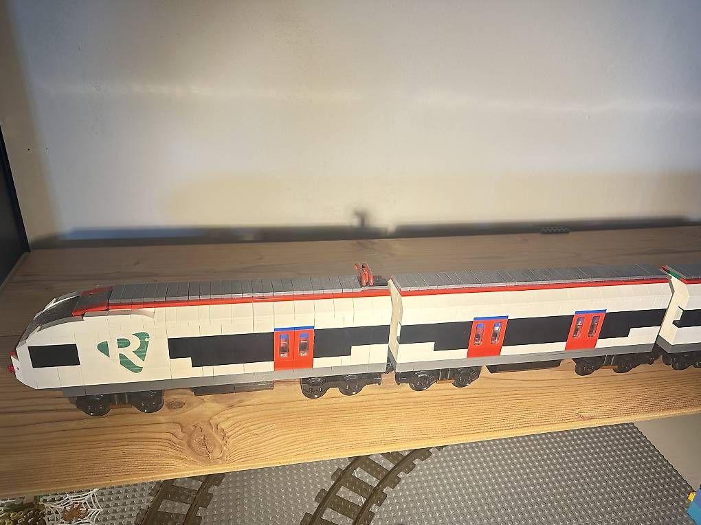 Kit di costruzioni:  Regio S-Bahn aus Lego – Usato da Möhlin venduto da InduBricks 1
