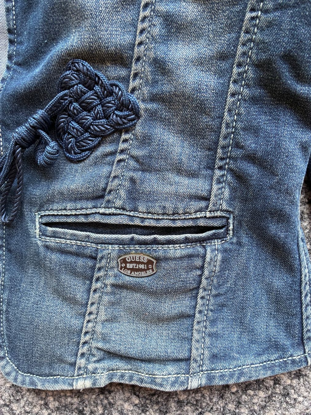 Guess Jacken: Jeansjacke Guess – Gebraucht aus Bibern SO von goldenblue 4