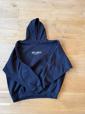 Off Limits Hoodie XL, Dunkelblau, guter Zustand für den Wint