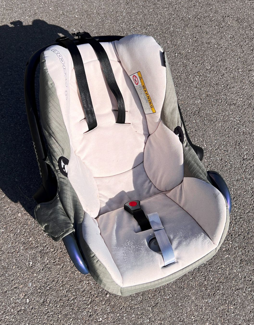 Maxi-Cosi Seggiolini per auto: MAXI-COSI Babyschale Cabriofix – Usato da Beromünster venduto da gecsswiss 2