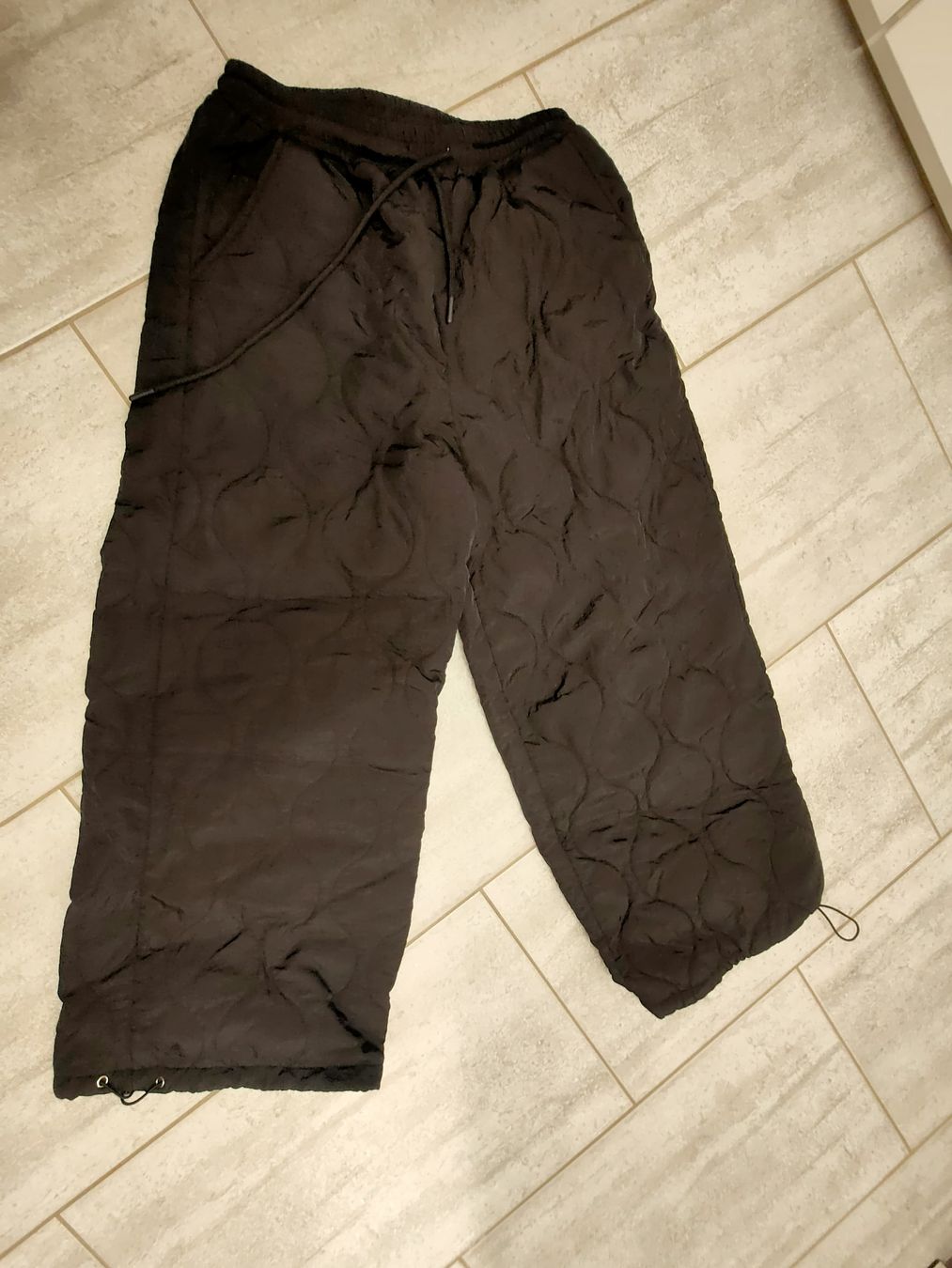 Hosen: Warme, gesteppte Winterhose, XL, Schwarz – Gebraucht aus Tägerig von M.Hamo