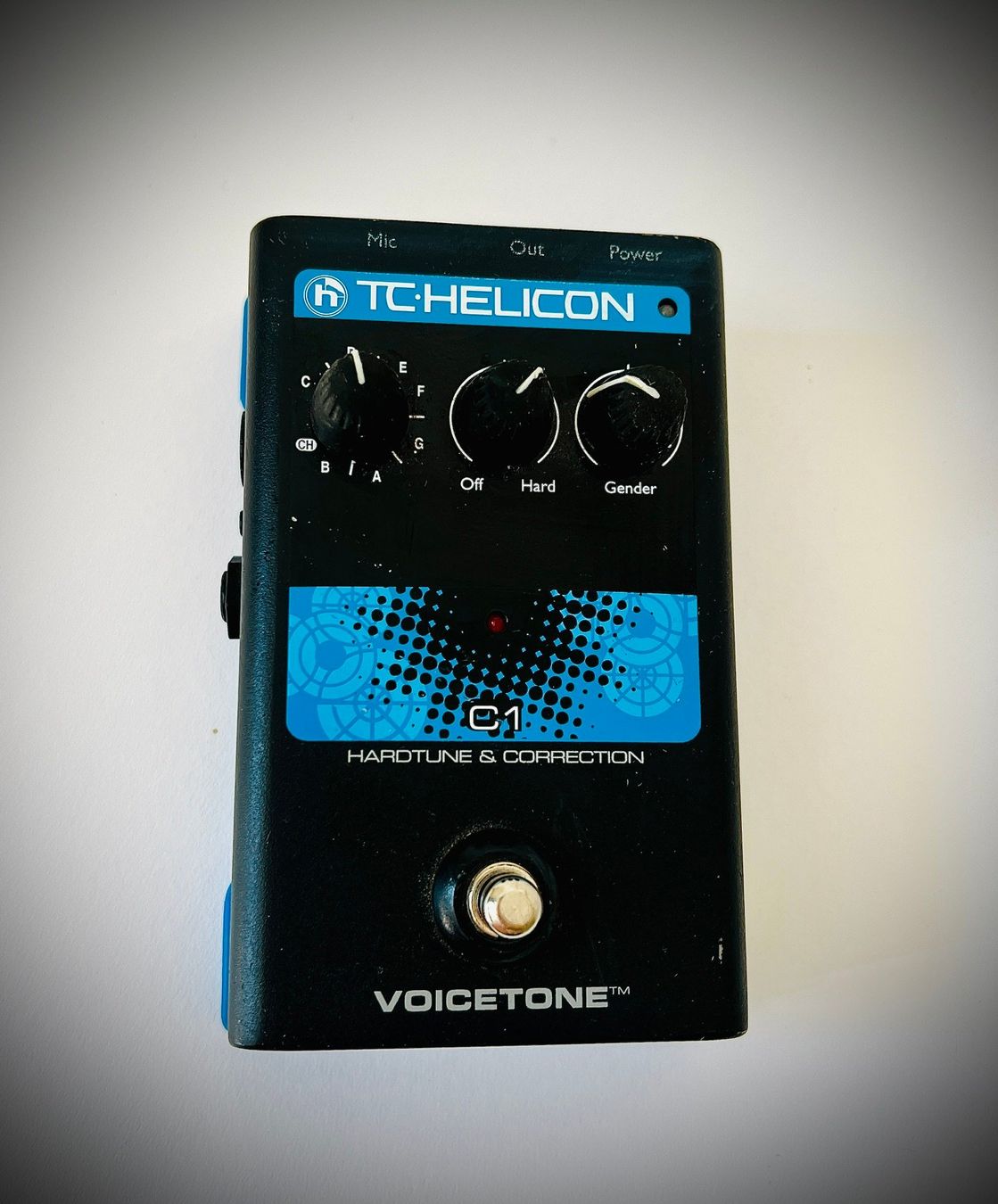 Strumenti musicali: TC-Helicon VoiceTone C1 HardTune & Correction – Usato da Bern venduto da helloliptek 1