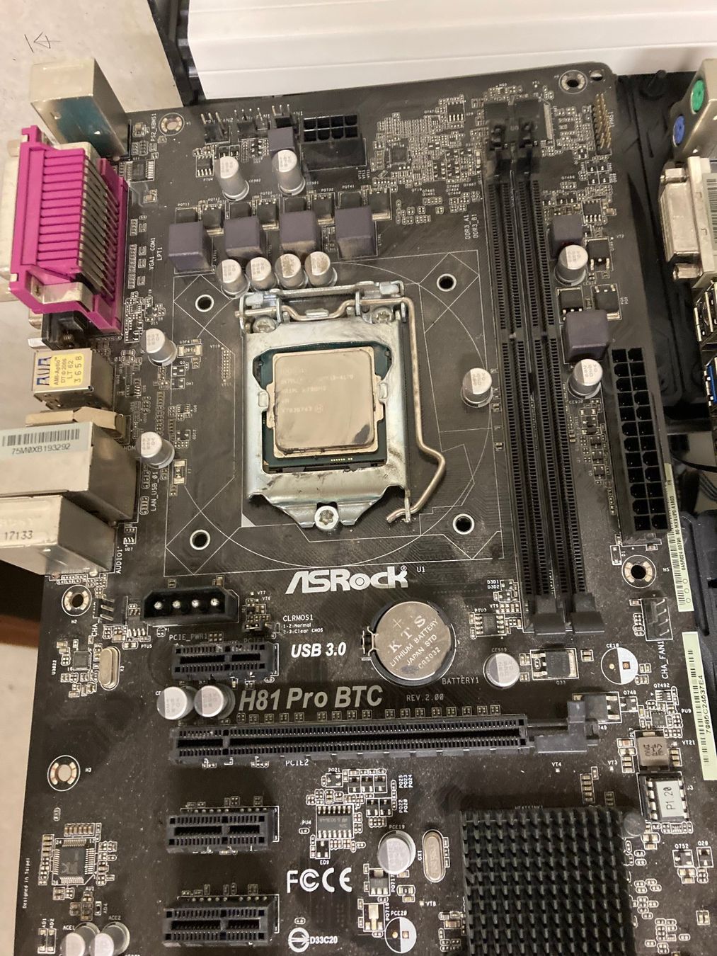 Asrock Schede madri: ASRock H81 Pro BTC Mining Mainboard – Usato da Wettingen venduto da Schabernack_sam