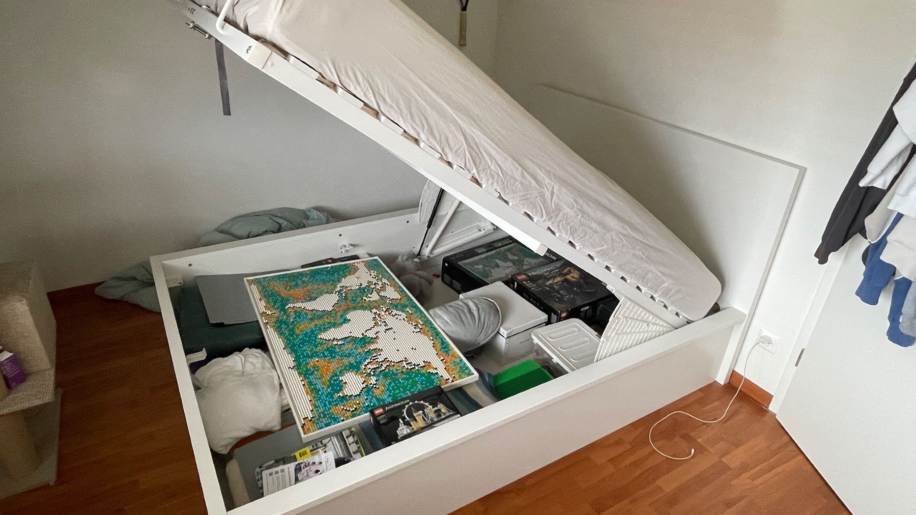 Ikea Betten: Jugendbett 140x200 – Gebraucht aus Möhlin von antanabi 1