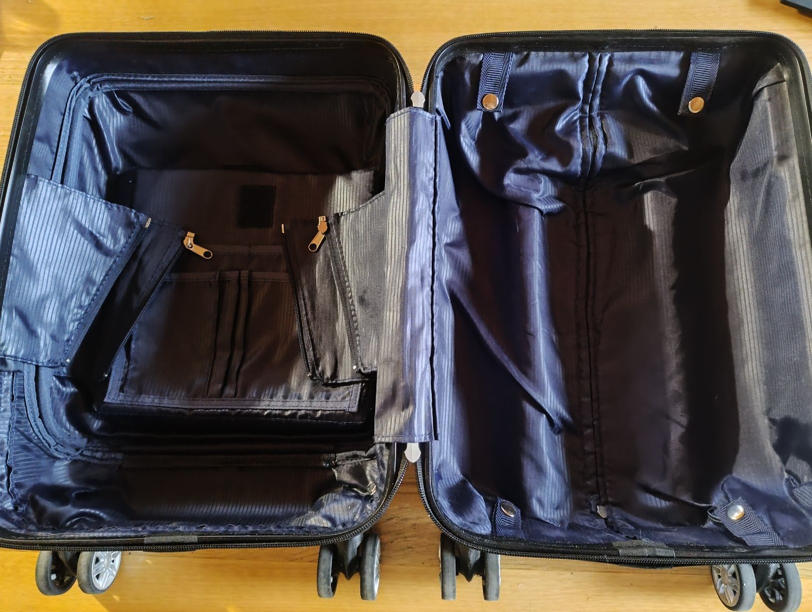 Reisekoffer: Reisetrolley, Handgepäck, Blau, Kinderkoffer – Gebraucht aus Ersigen von she9a 3