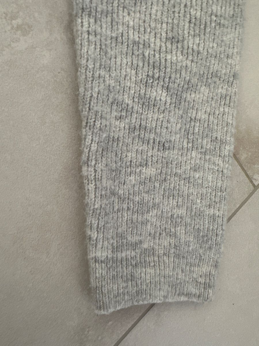 Maglioni & Felpe: Damen Pullover grau – Usato da Zug venduto da Hehe 3