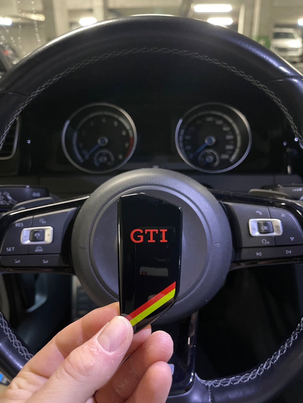 Volkswagen Tutti pezzi di ricambio auto: VW "GTI Flagge" Rückseitendeckel – Nuovo (secondo la descrizione) da Luzern venduto da Prof.Farnsworth 1