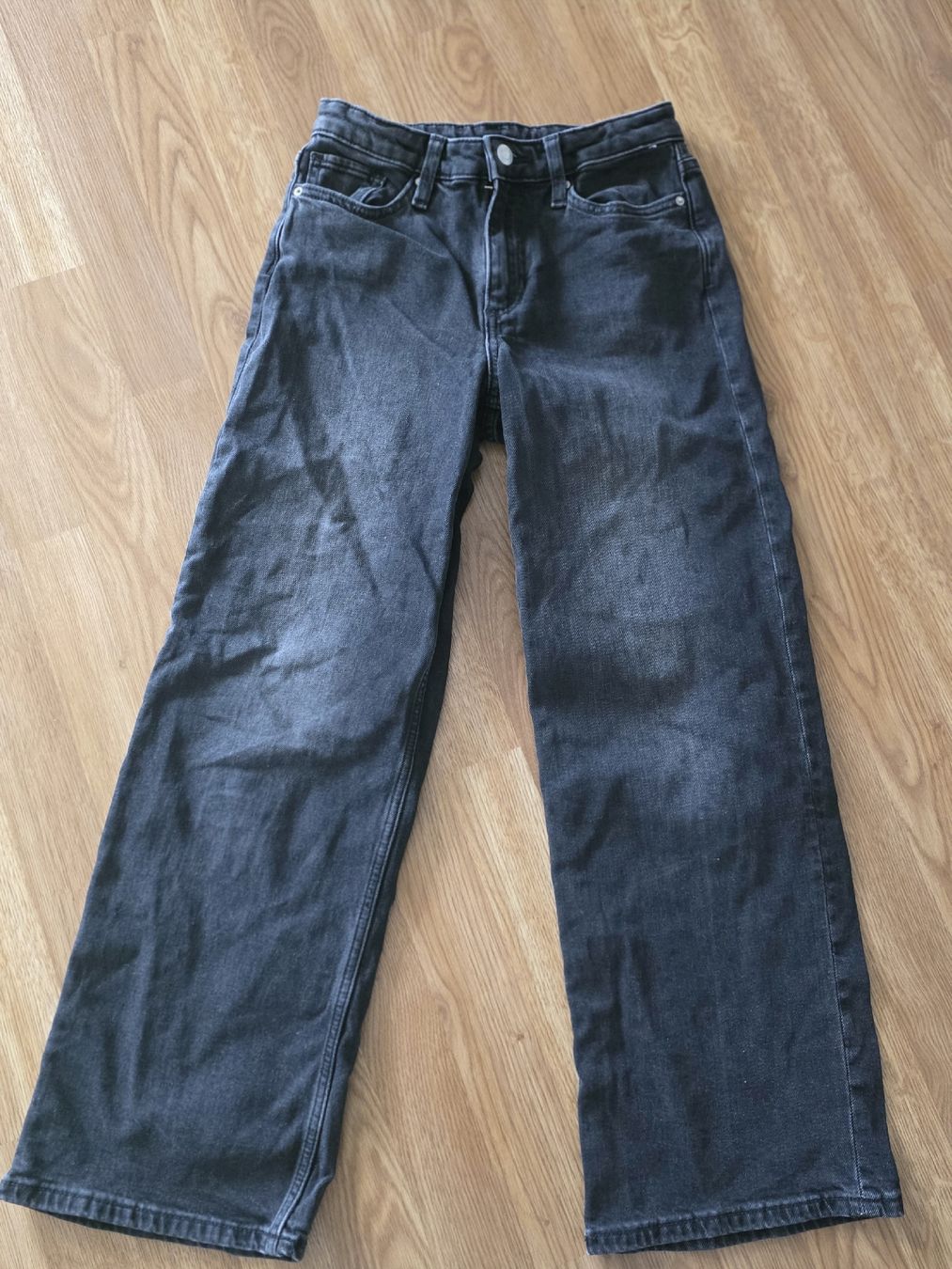 H&M Pantaloni: Mädchen Hosen Gr.146 – Usato da Tägerwilen venduto da XeniaH 4