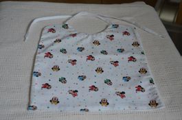 BABY LATZLI NEU - HANDARBEIT - BABY BAVETTE