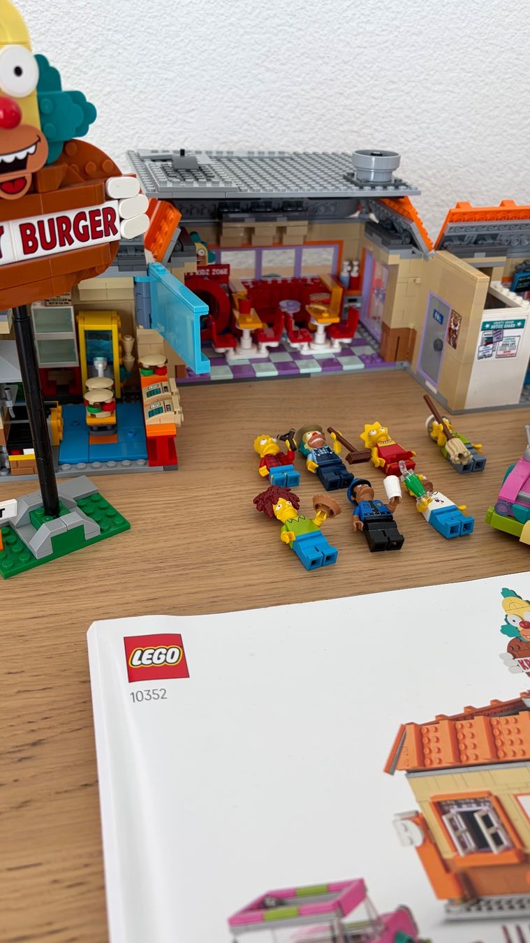 Lego Kit di costruzioni: LEGO The Simpsons: Krusty Burger 10352 – Usato da Niedergösgen venduto da stoja82 2