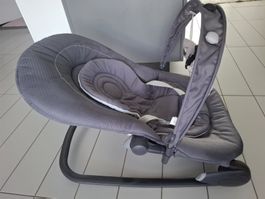 Chicco Babywippe mit Spielbogen grau gebraucht Zustand