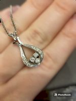 Traumhaftes Collier mit 11 Brillanten