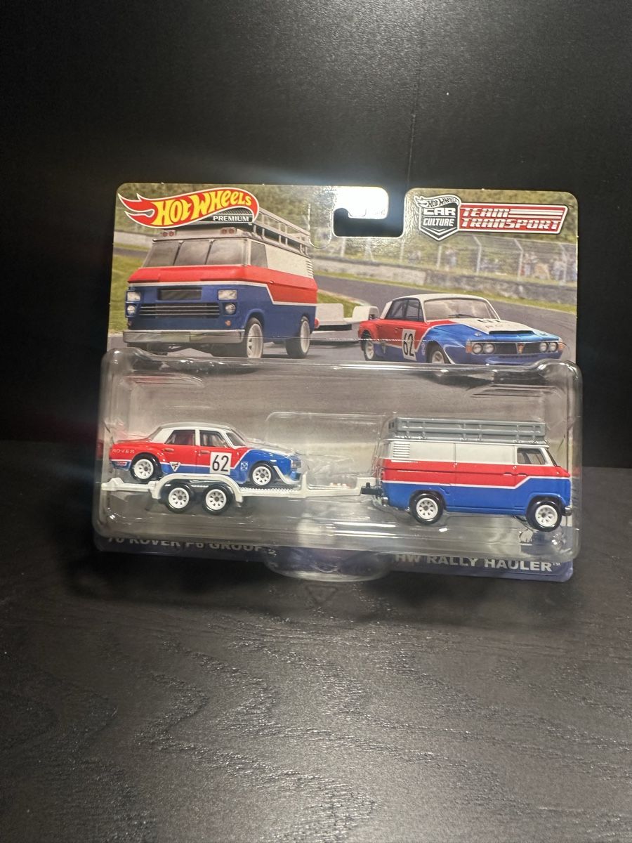 Hot Wheels Modellini d'auto: Hot Wheels Team Transport Rover P6 – Nuovo e nell'imballaggio originale da Brunnen venduto da diecastflave