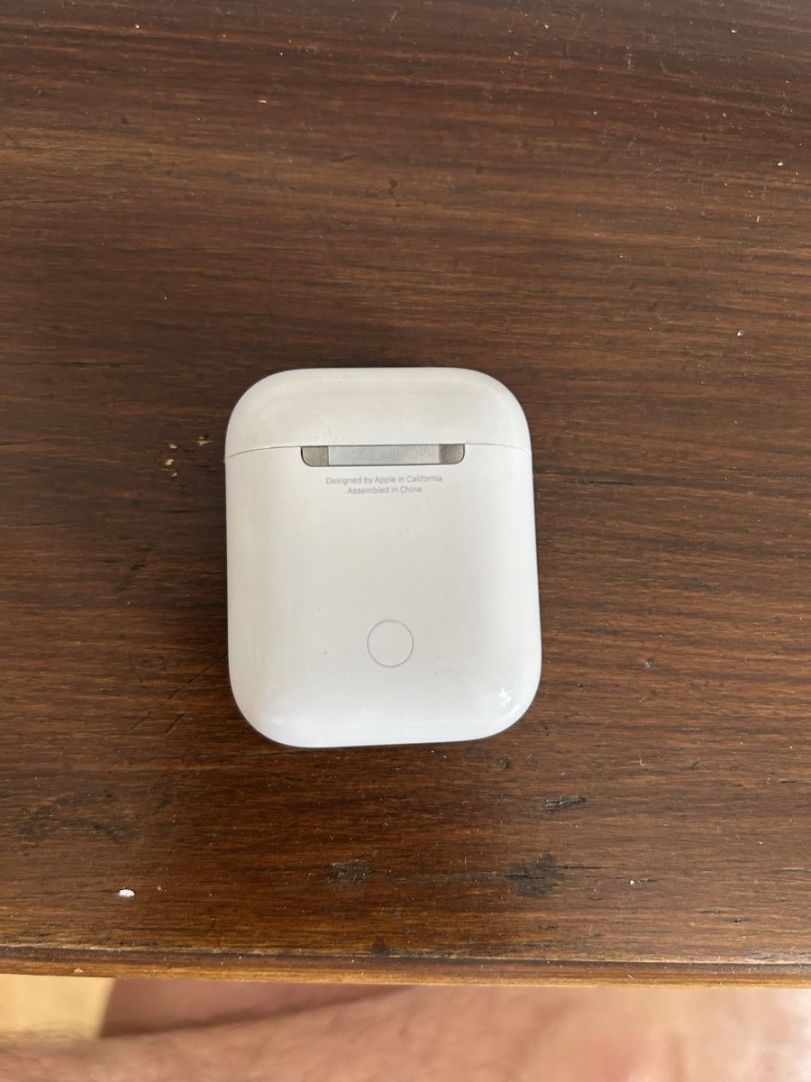 Apple Casques audio: Apple AirPods 2 avec boîtier – D'occasion à Küsnacht ZH par gui_fb7v 2