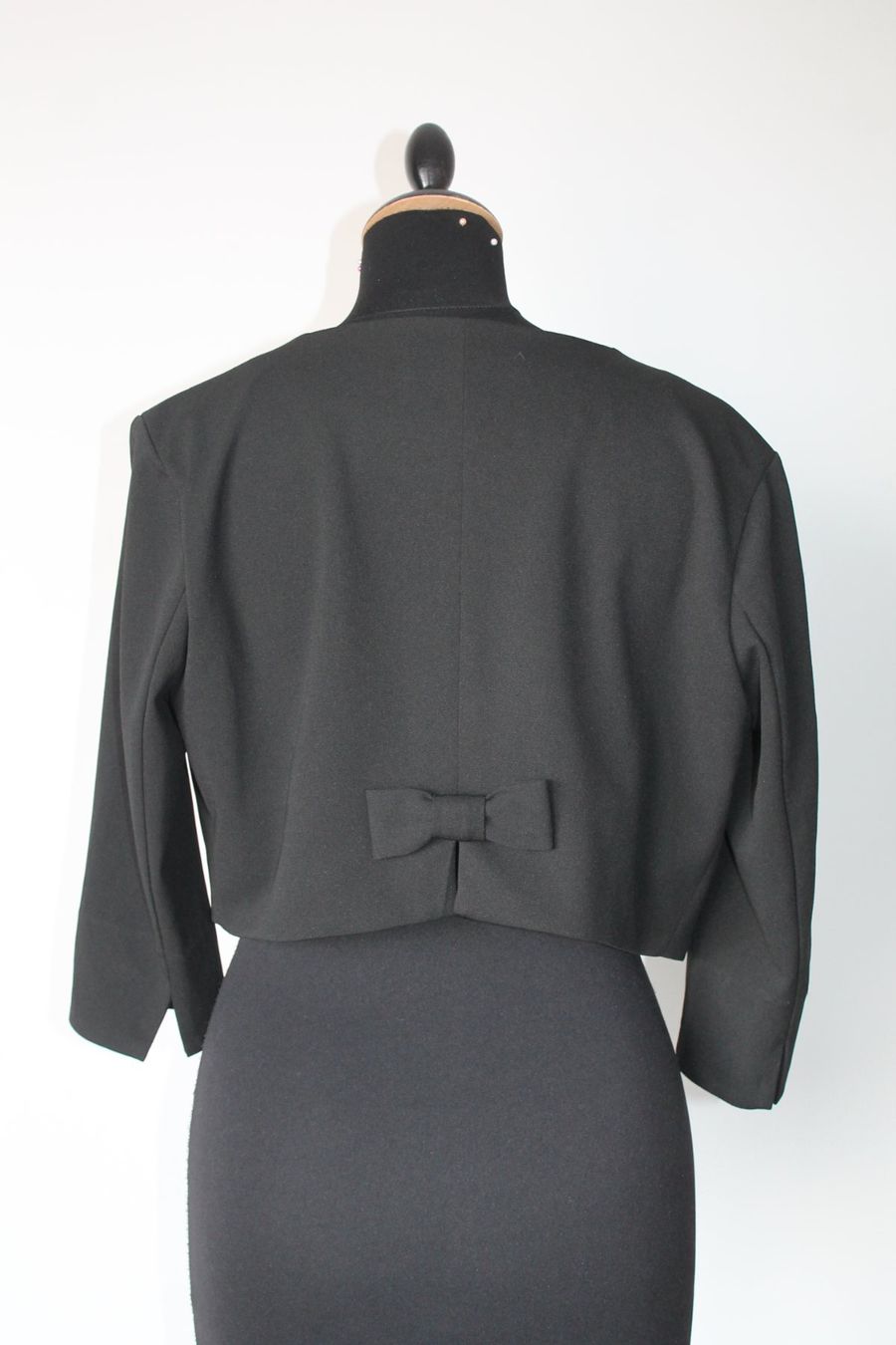 Bolero: Boléro FB Sister noir taille L – Usato da Chez-le-Bart venduto da jasse 1