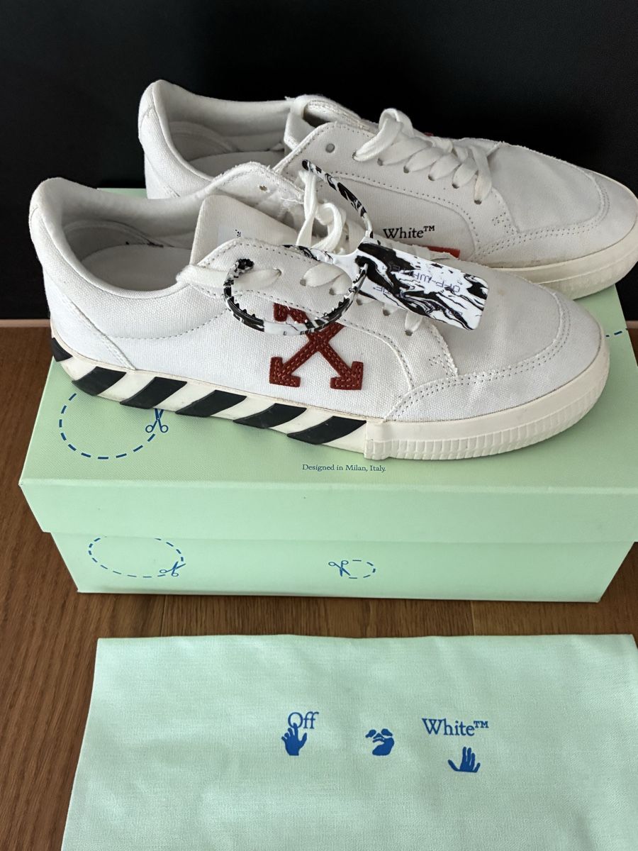 Off-White Scarpe da uomo: Off-White Sneakers – Usato da Wangen SZ venduto da el_paso08 1