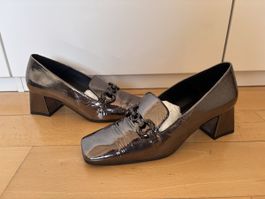 Zinda Pumps