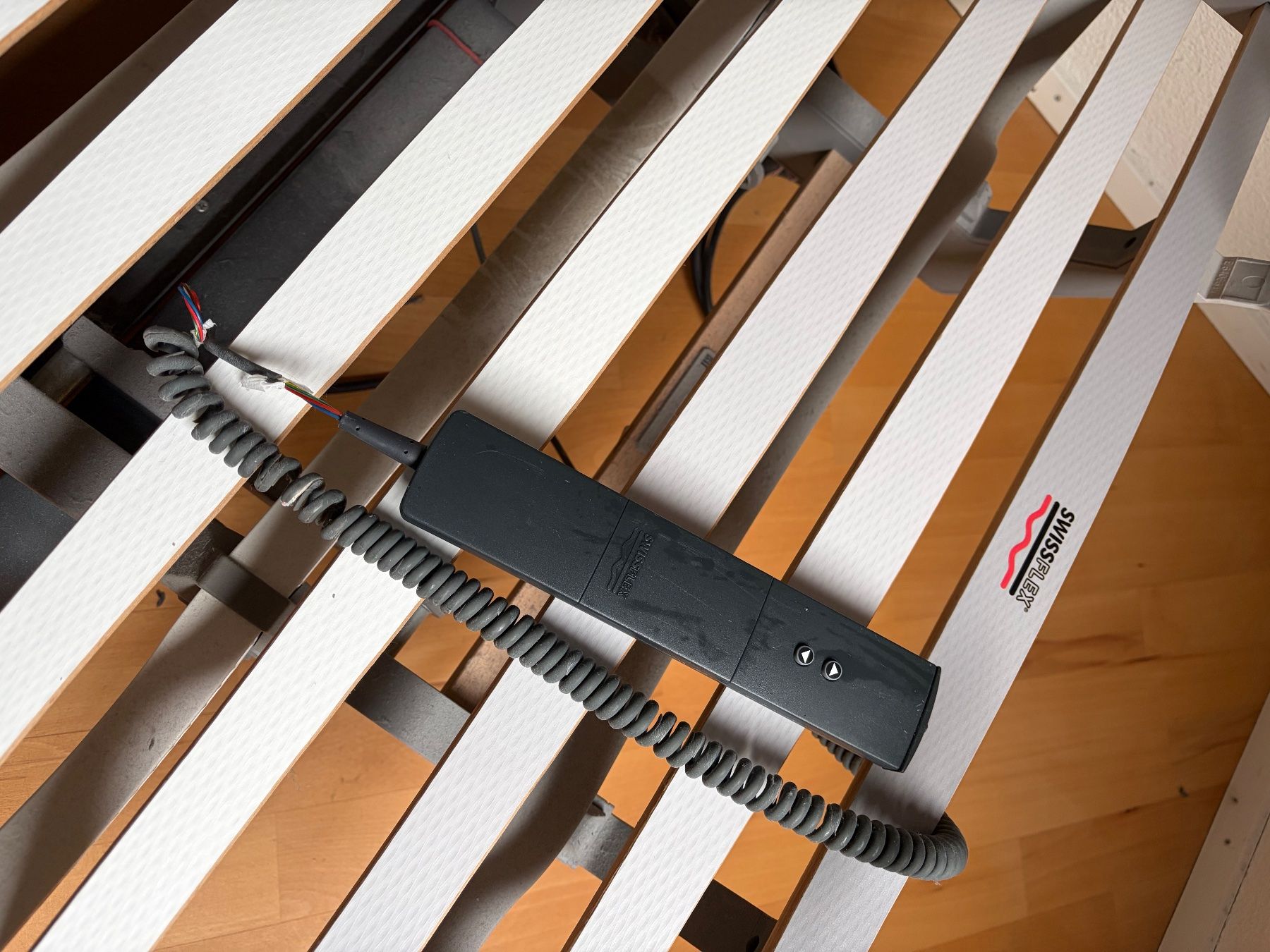 Lits: Elektrisches Bett – D'occasion à Zürich par lie_jr2n 2