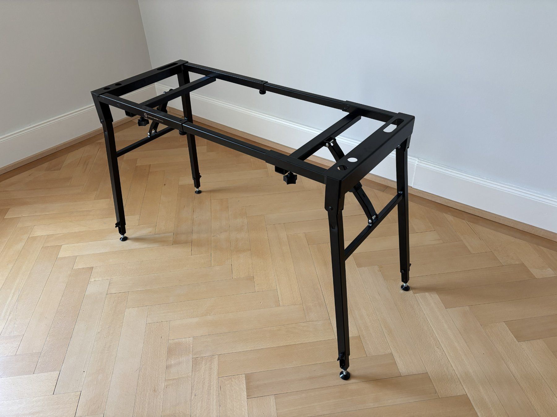 König & Meyer Instrumenten-& Notenständer: K&M 18950 Keyboardständer/Klapptisch – Gebraucht aus Zürich von aguzan 1
