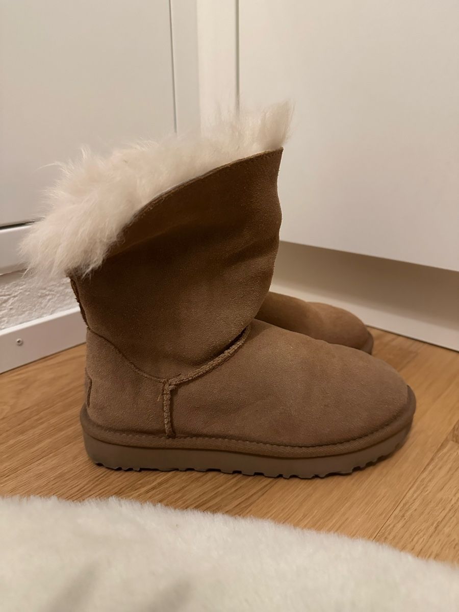 Ugg Chaussures femmes: UGG Stiefel – Neuf (Voir description) à Bülach par lin_2s68 4