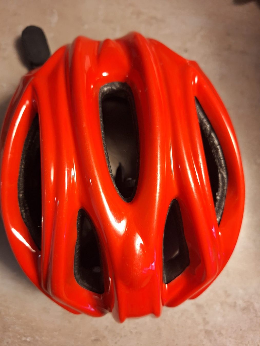 Caschi: Velohelm – Usato da Winterthur venduto da Cham_Tej 3