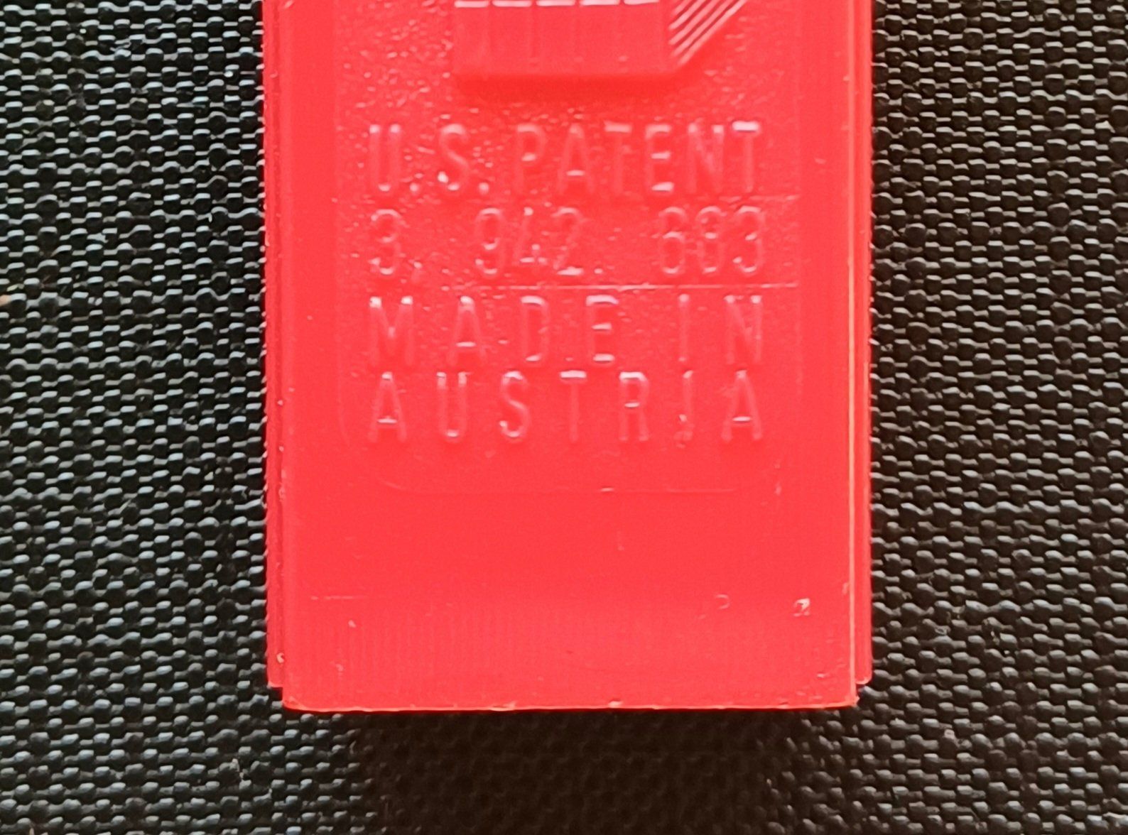 Pez Statuette: Vintage PLUTO Pez Spender 70er – Usato da Brittnau venduto da simionius 5