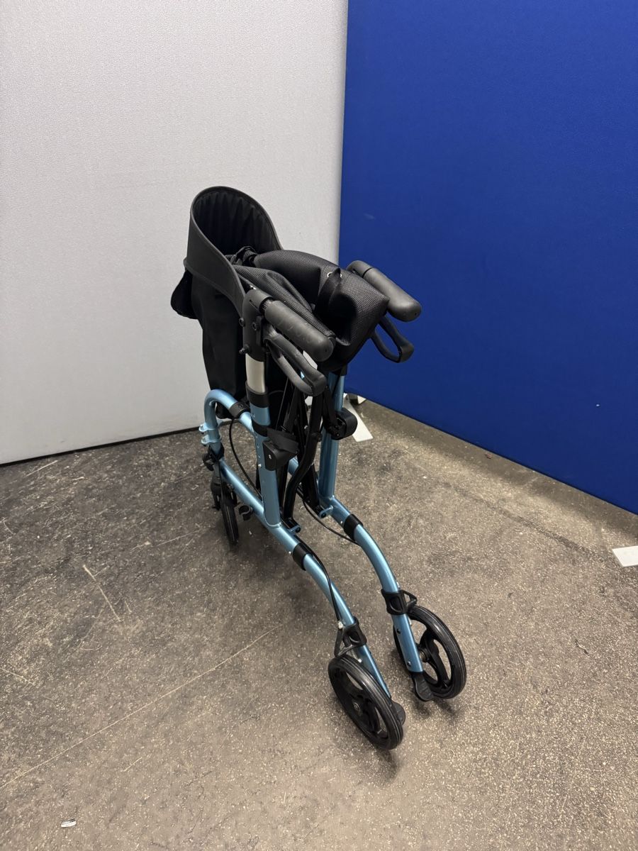 Gehhilfen: Gehhilfe/Rollator Campolina, faltbar – Gebraucht aus Bern von samryan 1