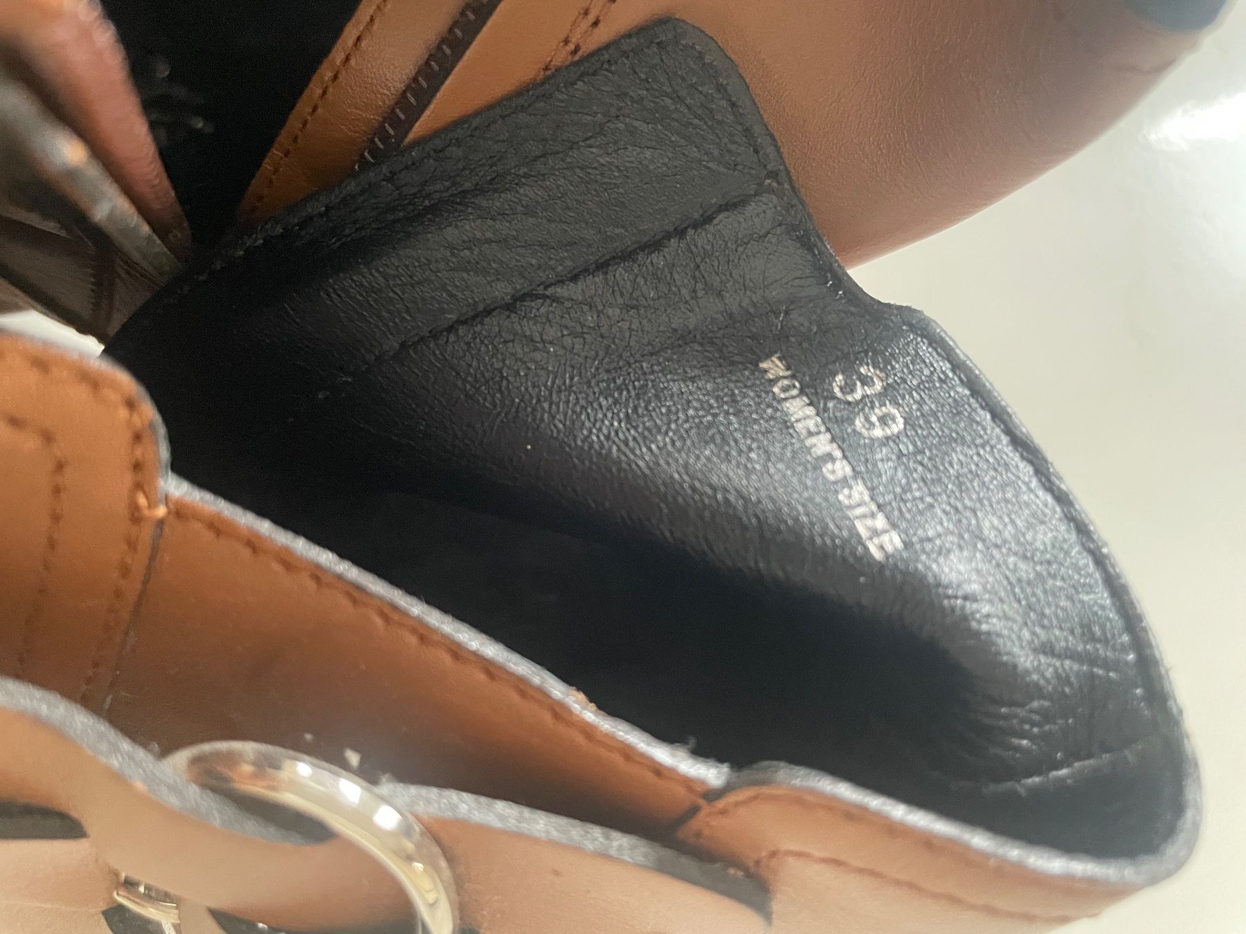 Tod'S Scarpe da donna: Stiefeletten Damen Tod's  39 – Usato da Minusio venduto da Pink222 4