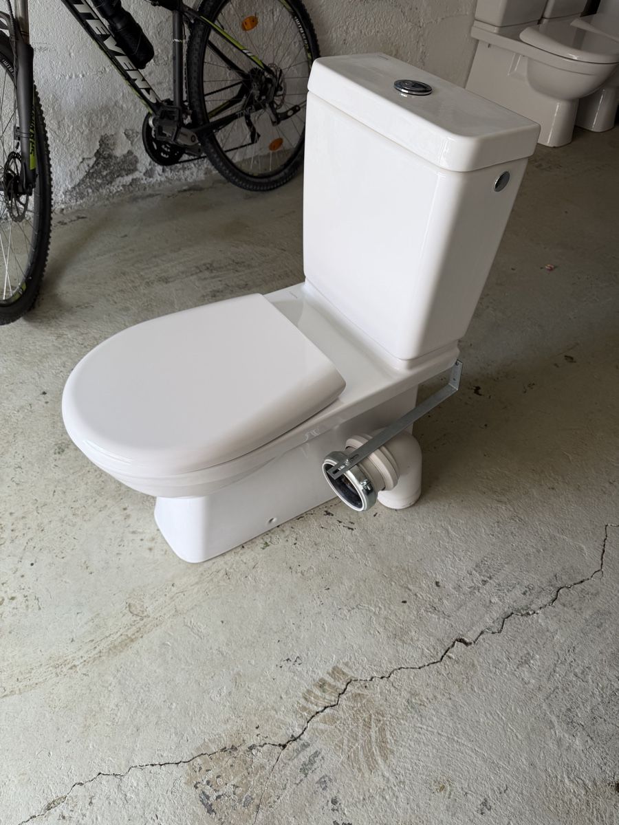 Laufen WC: Stand wc Laufen – Nuovo (secondo la descrizione) da sargans venduto da arbon- 3