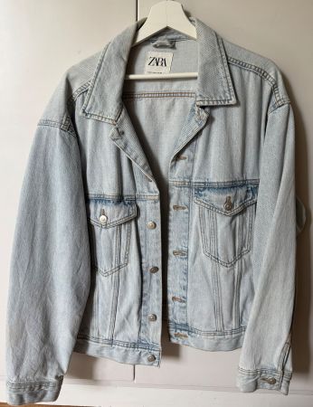 Jeansjacke ZARA, Grösse M, hellblau