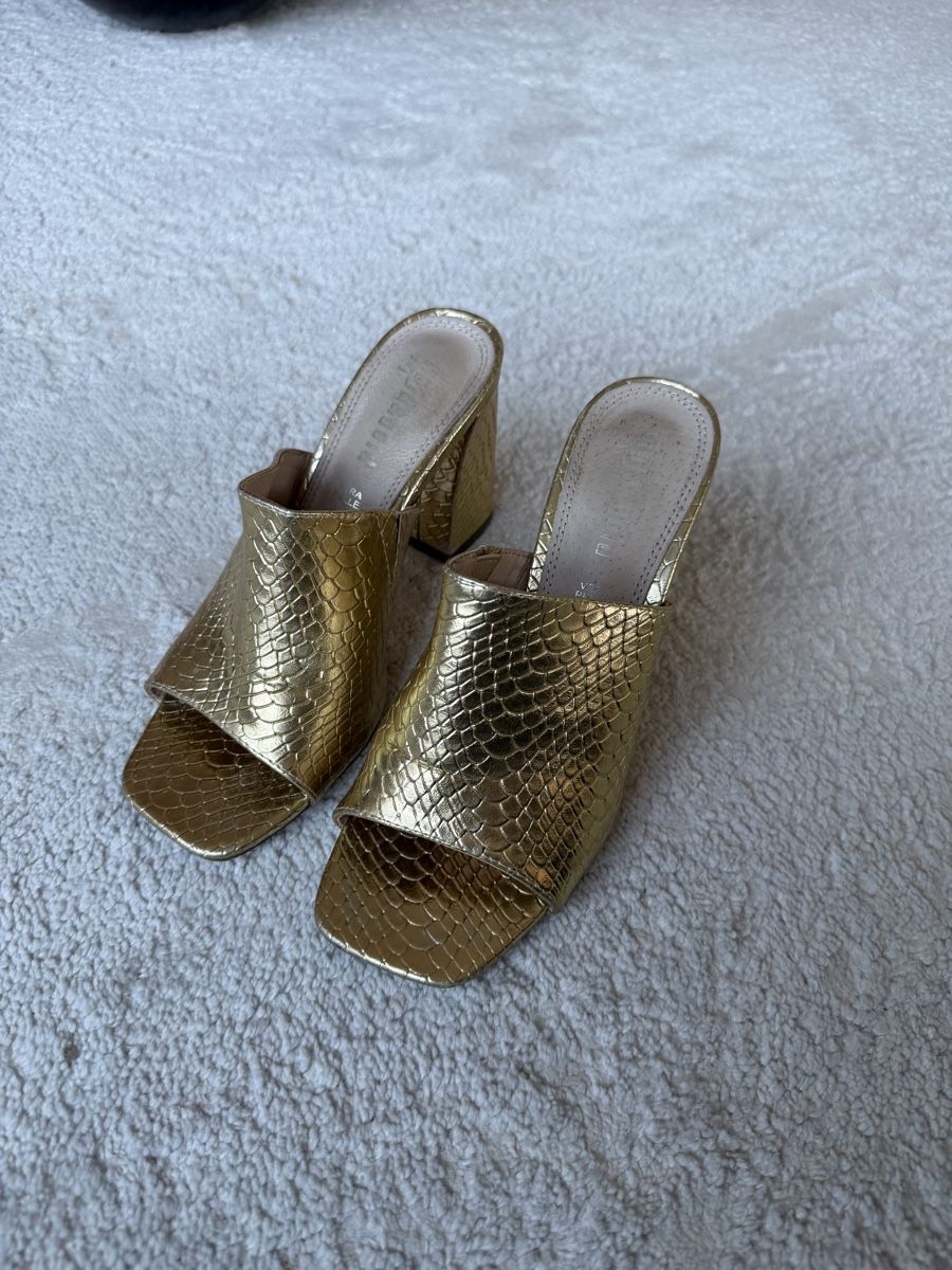 Scarpe da donna: Gold mules, size 37 – Usato da Dübendorf venduto da ilianalou 3