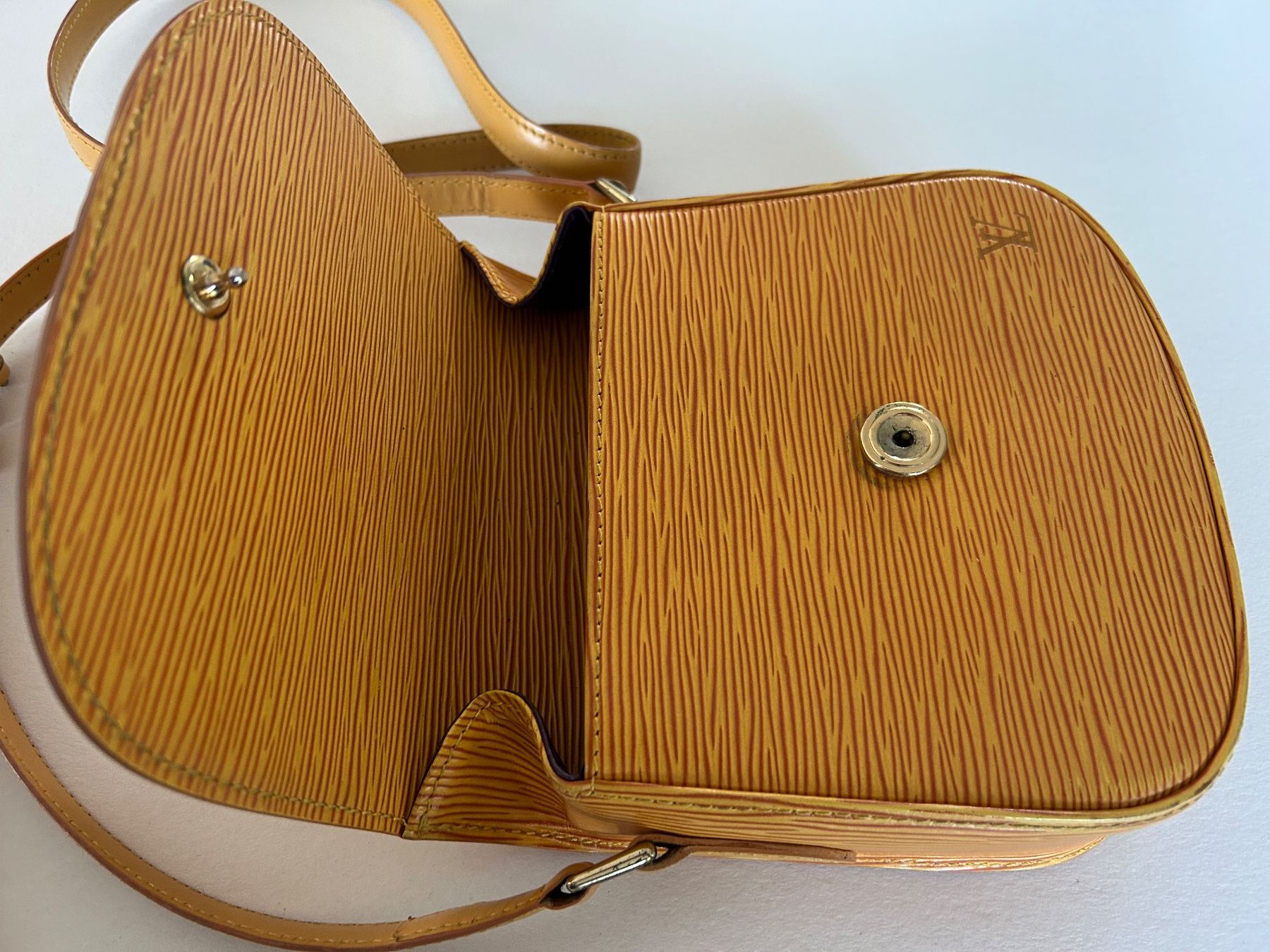 Louis Vuitton Borse da donna: Classic Louis Vuitton Umhängetasche – Nuovo (secondo la descrizione) da Hugelshofen venduto da seagull 3