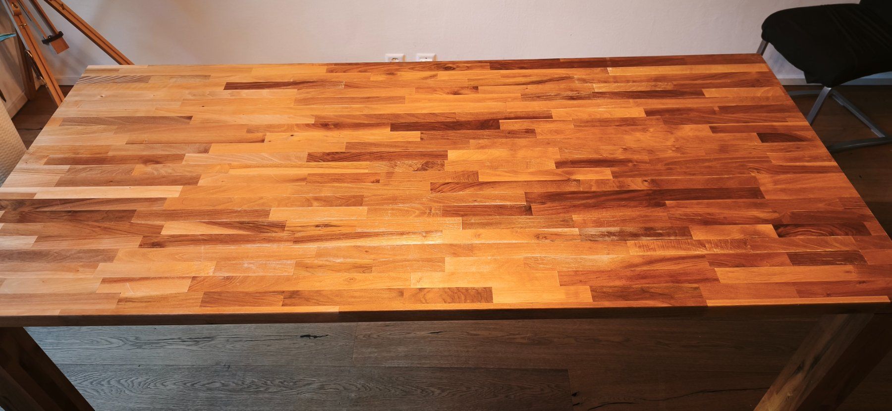 Tavoli: Esstisch Massivholz 200x90 – Usato da Auslikon venduto da Epsyched 1