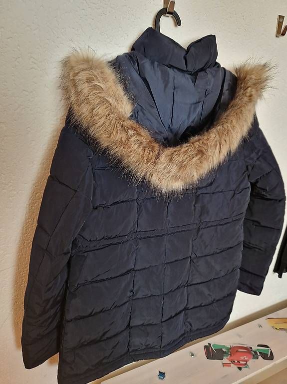 H&M Giacche: Schwangerschafts-Winterjacke – Usato da Stalden (Sarnen) venduto da Xaendi4 1