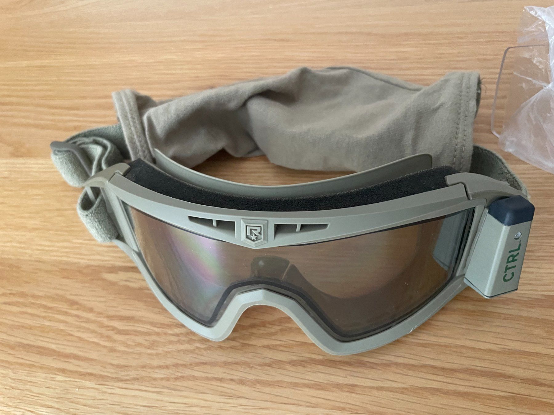Occhiali & Lenti: Revision CTRL E-Tint Tactical Ballistic Goggles – Nuovo (secondo la descrizione) da Stein am Rhein venduto da seg_md2z 2