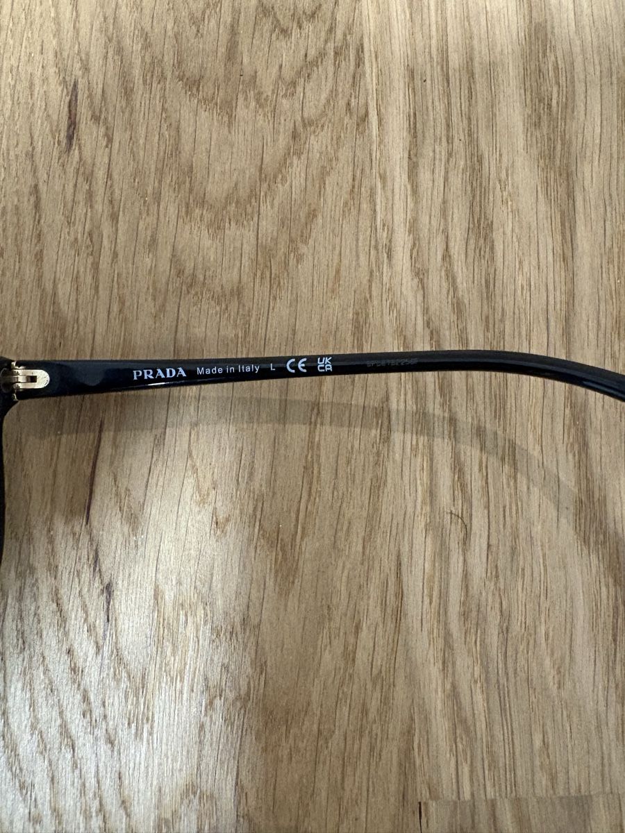 Prada Brillen & Gläser: Prada - Sonnenbrille – Gebraucht aus Gümligen von Chants7 4