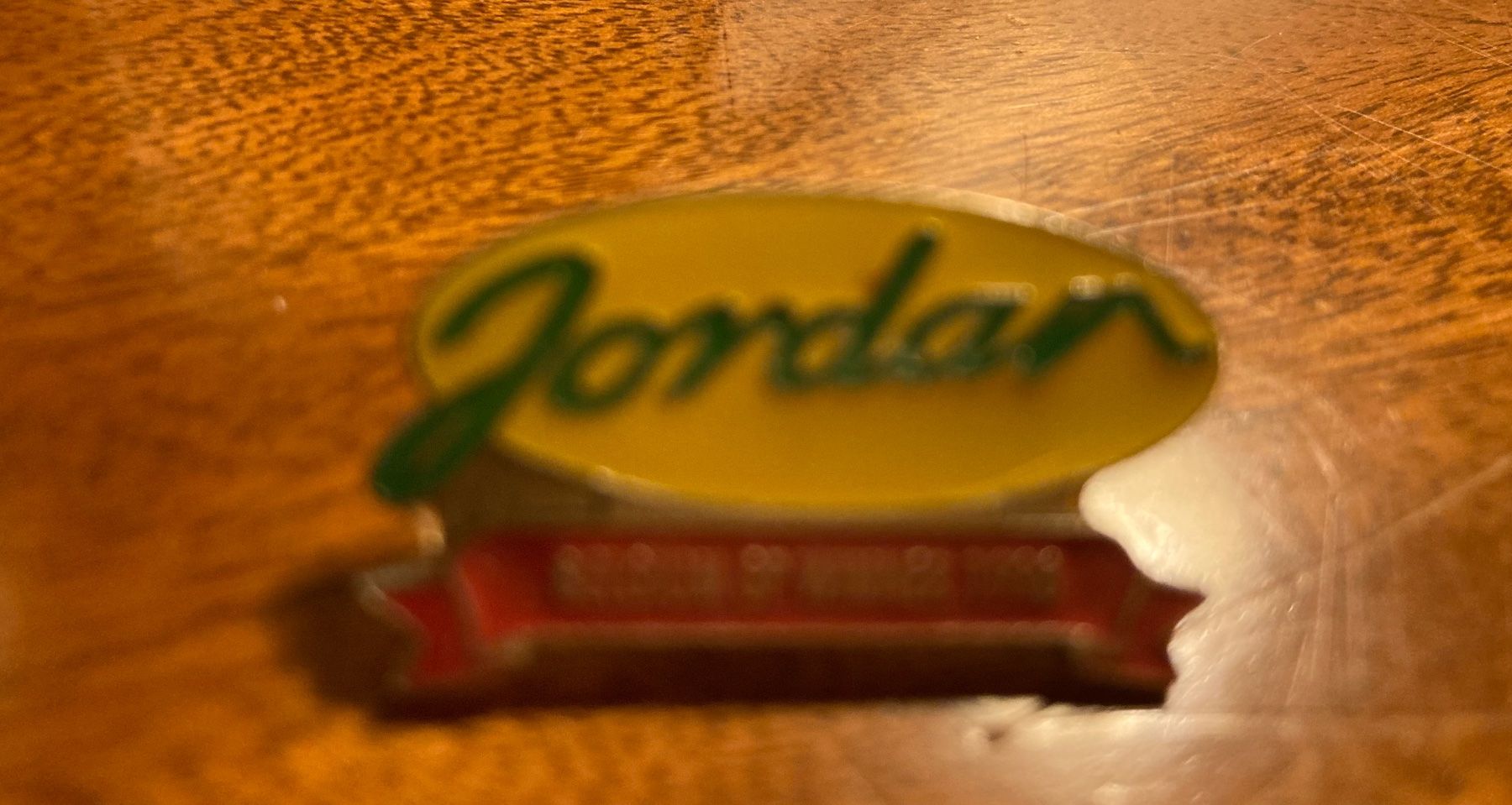 Broschen & Nadeln: Pin team F1 Jordan – Gebraucht aus Paudex von micinque