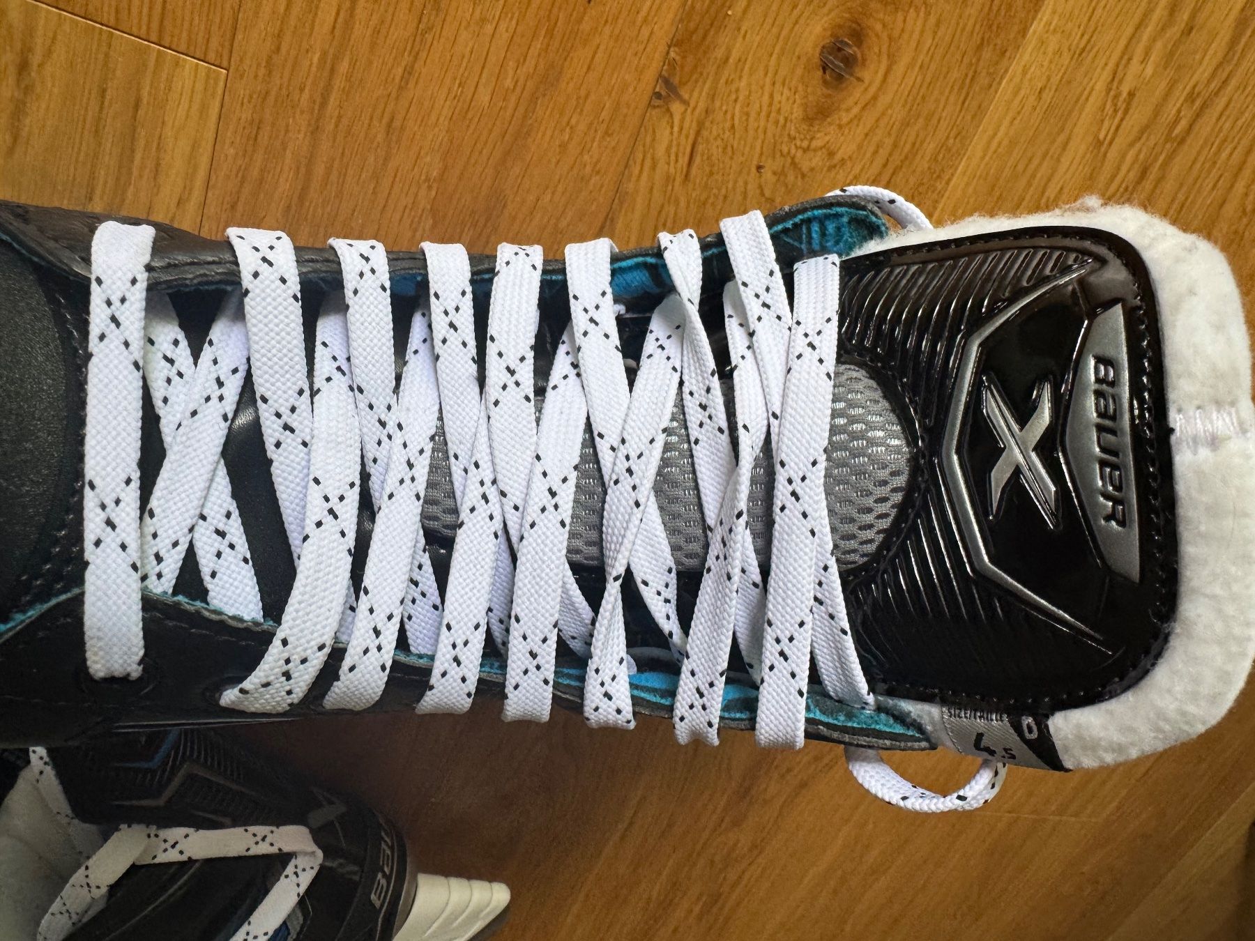 Bauer Pattini da ghiaccio: Eishockey Schlittschuhe - Bauer X – Usato da Zürich venduto da bruno0470 6