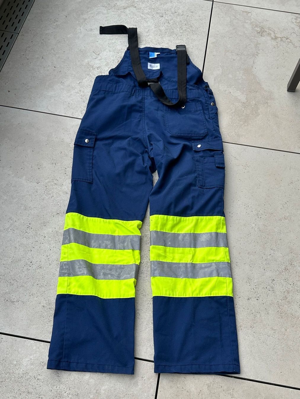 Pantalons: Latzhose "Feuerwehr" – D'occasion à Untersiggenthal par Laterne62 2