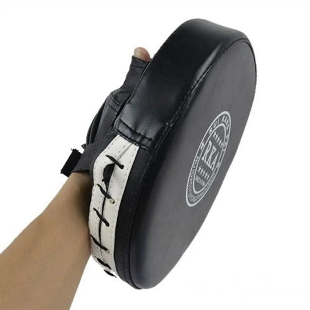 Sacchi da boxe: Kick Boxing Pad Handschuhe – Nuovo e nell'imballaggio originale da Gurmels venduto da Swisspod 1