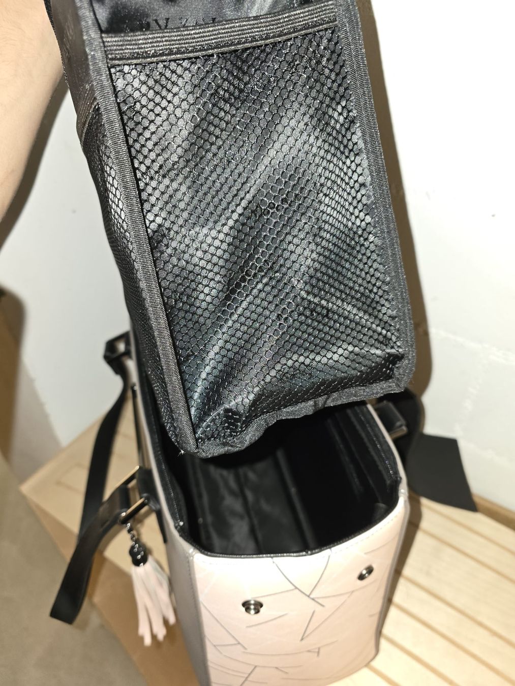 Mary Kay Borse da donna: Mary Kay Handtasche 2-teilig – Nuovo (secondo la descrizione) da Biel/Bienne venduto da Reykonaluna 3
