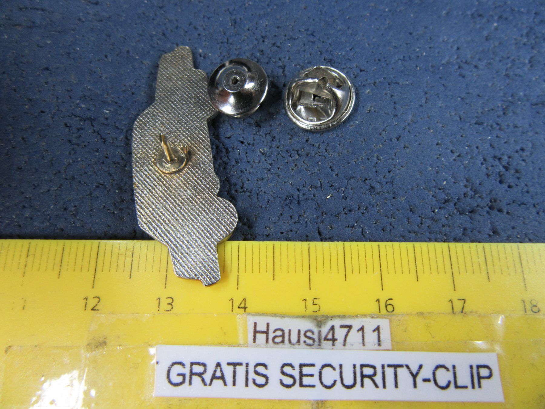 Saab Plaquettes & Badges: SAAB 99 ODER 900 AUTO PIN PKW PIN GLASIERT – D'occasion à Ettingen par Hausi4711 2