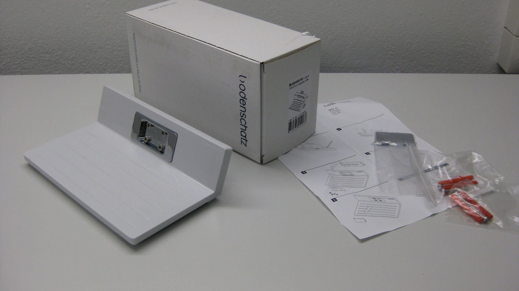 Duschen: Fussstütze von Bodenschatz, weiss, neu – Neu und originalverpackt aus Langendorf von 5007bruno 2