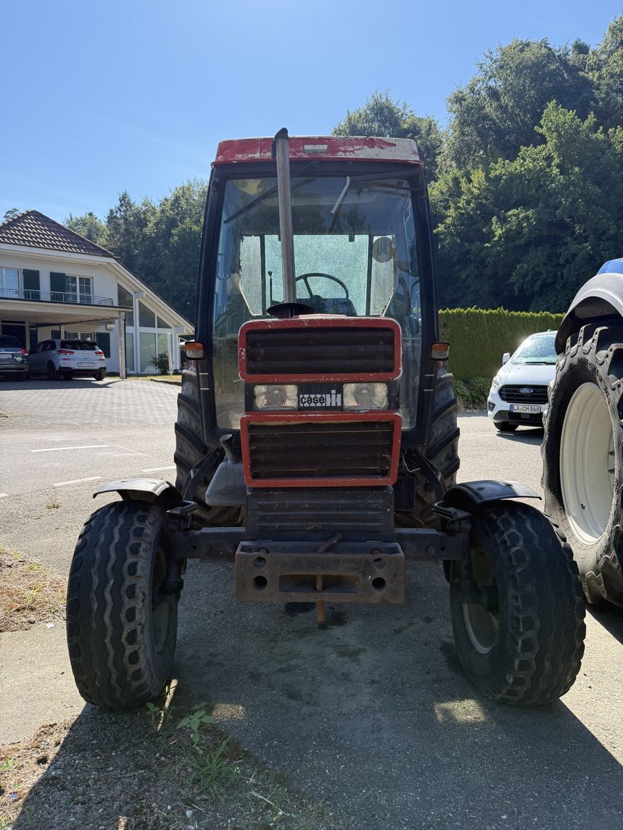 Trattori: Traktor Case-Int. National 685XL – Usato da Bützberg venduto da Wuethrich4922 1